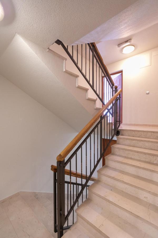 Apartman Mar18 Makarska Esterno foto