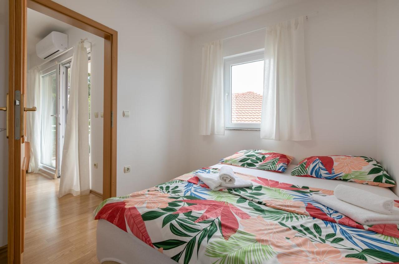 Apartman Mar18 Makarska Esterno foto