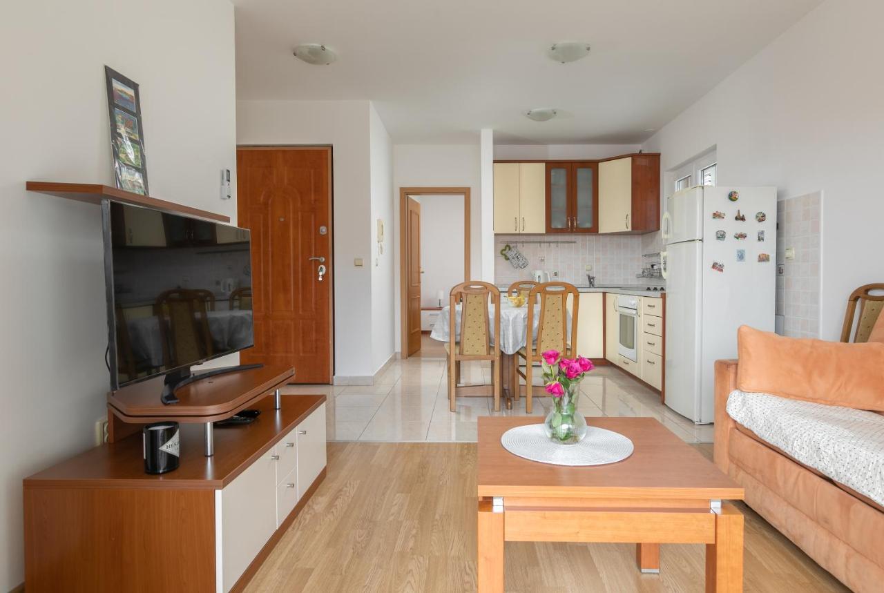 Apartman Mar18 Makarska Esterno foto