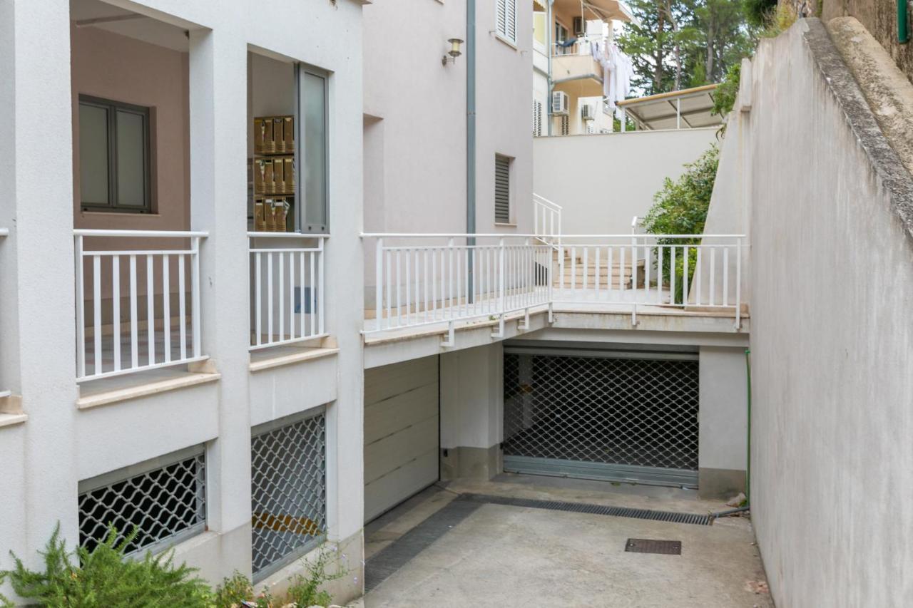 Apartman Mar18 Makarska Esterno foto