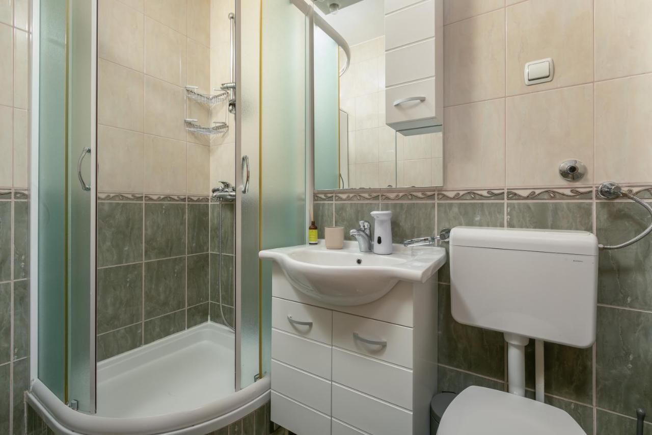 Apartman Mar18 Makarska Esterno foto