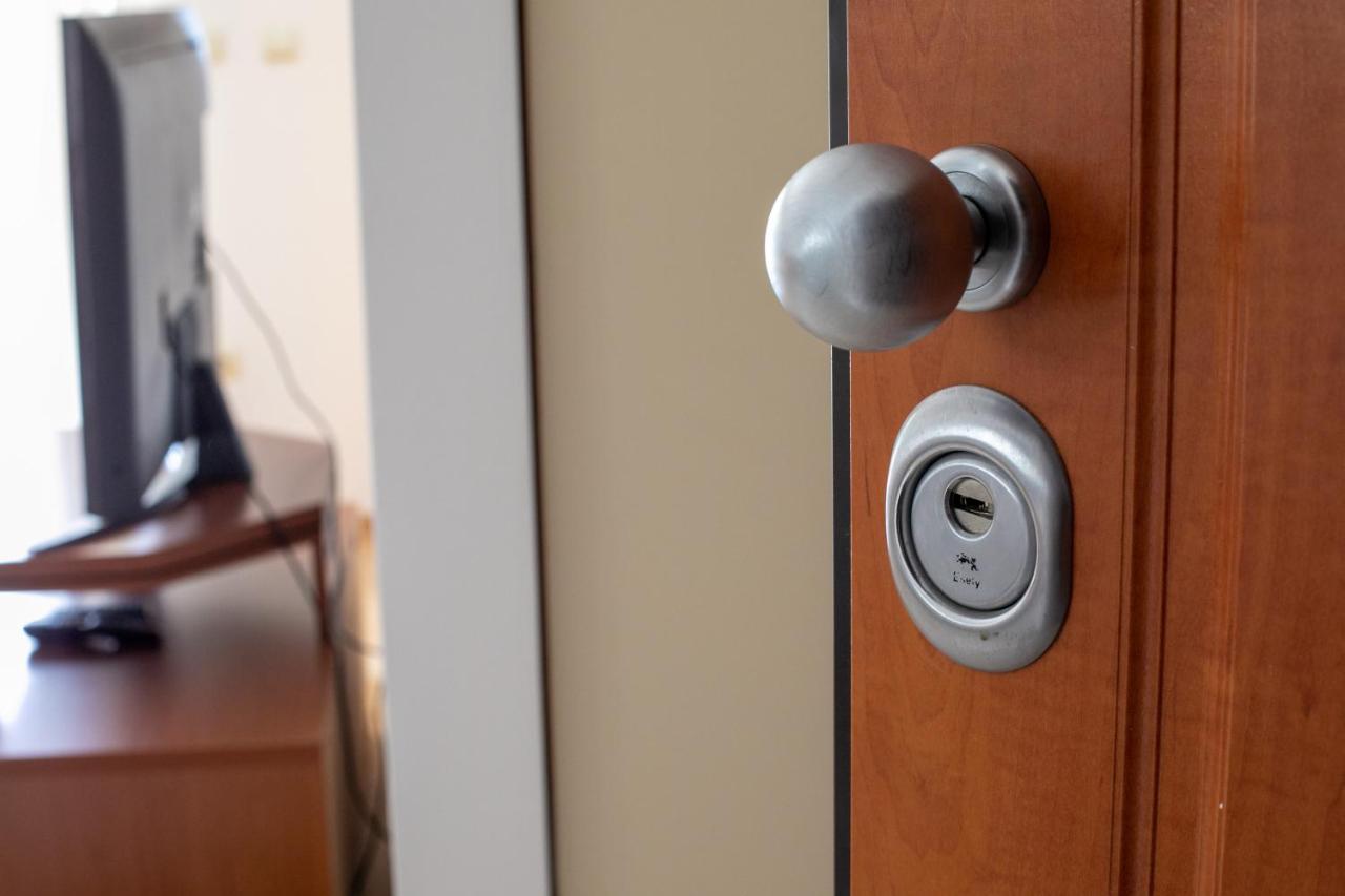 Apartman Mar18 Makarska Esterno foto